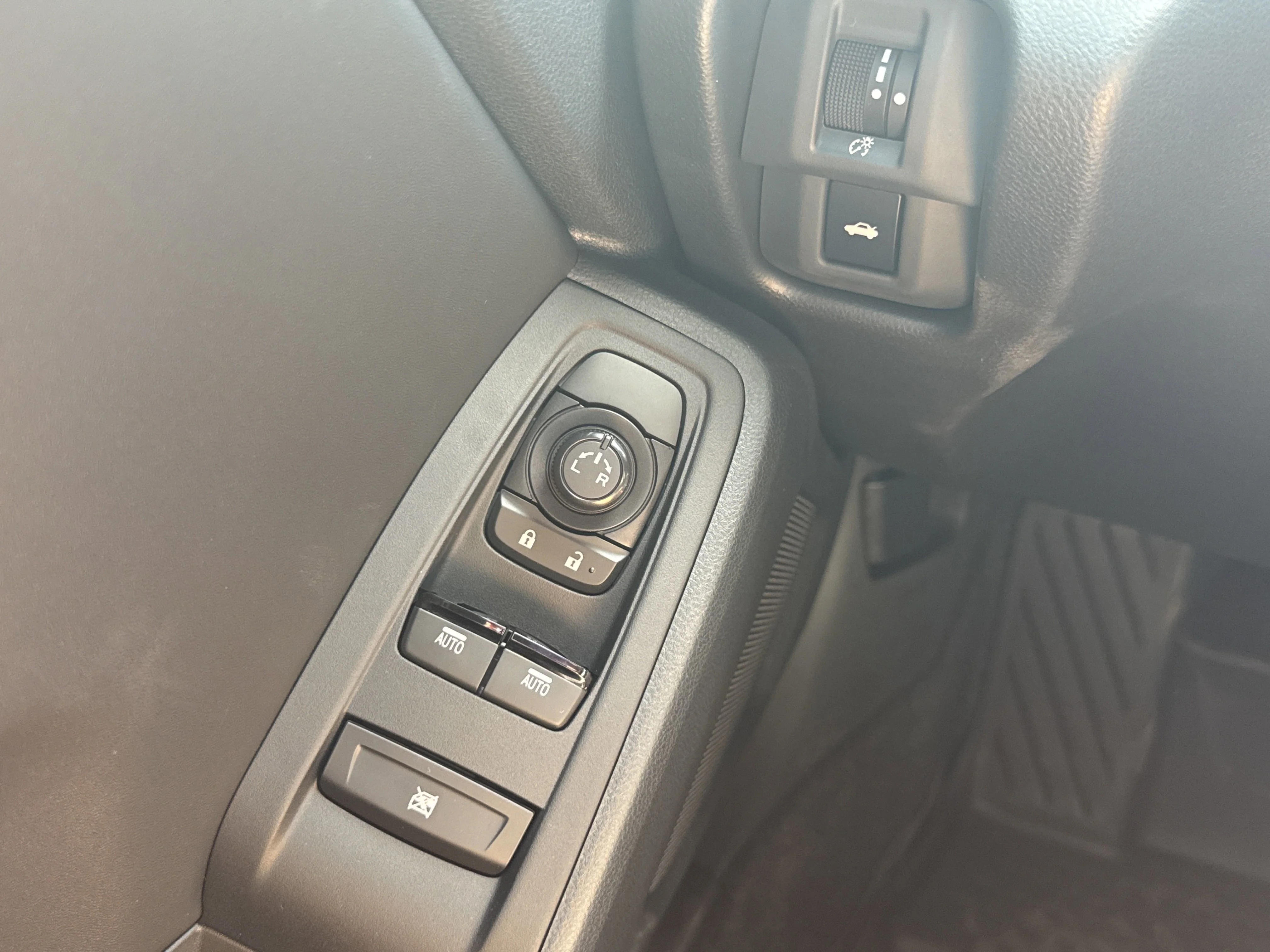 2025 Toyota GR86 Premium - Photo 21