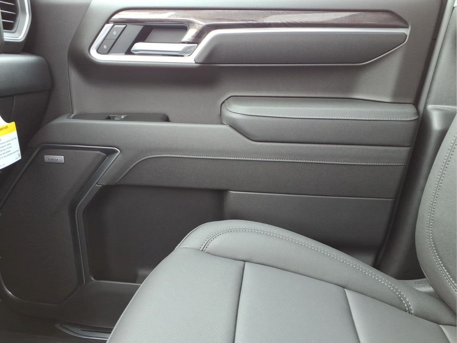 New 2026 Summit White Chevrolet LTZ image 23
