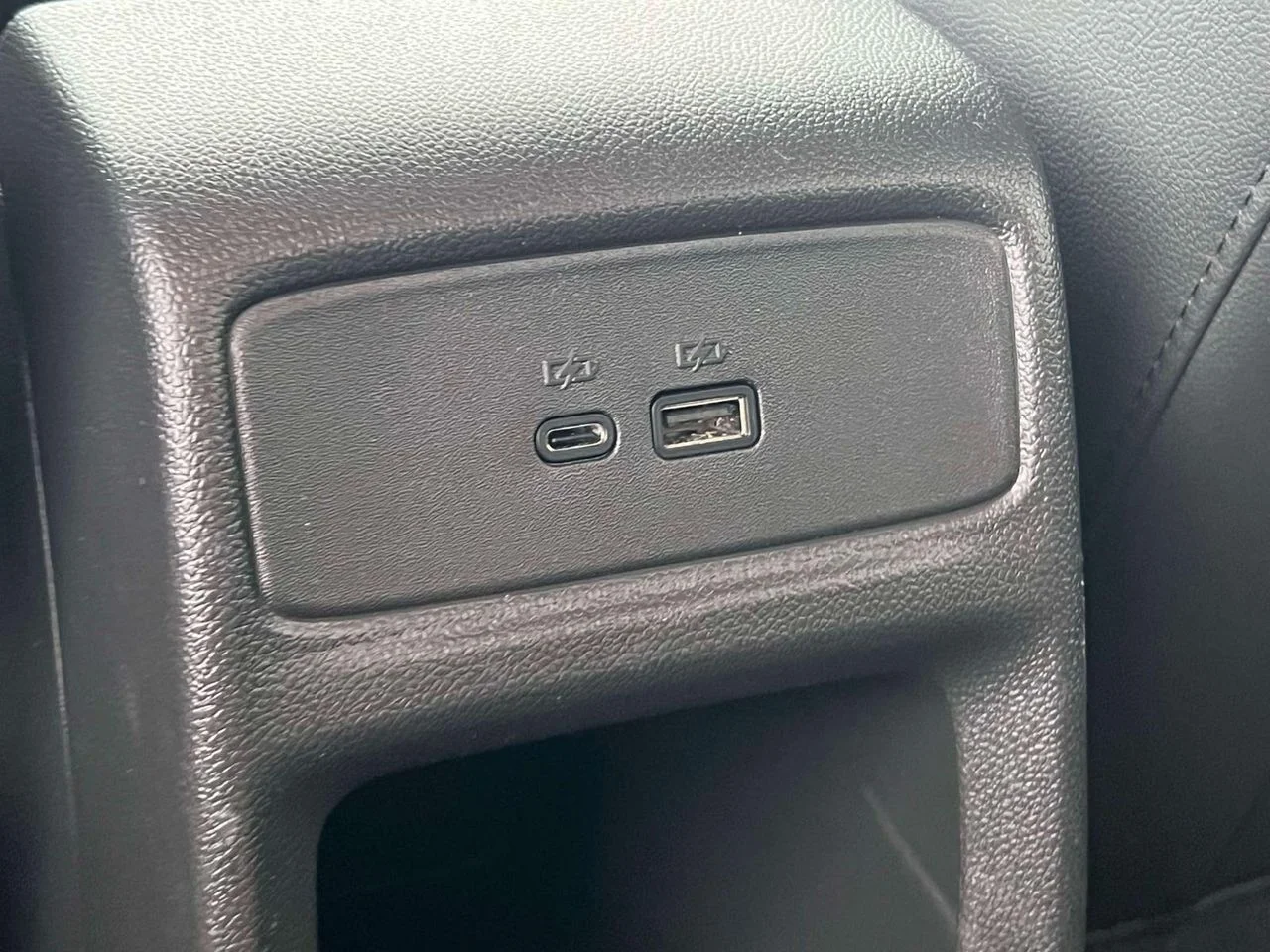 Used 2024 Blue Glow Metallic Chevrolet FWD LT image 16