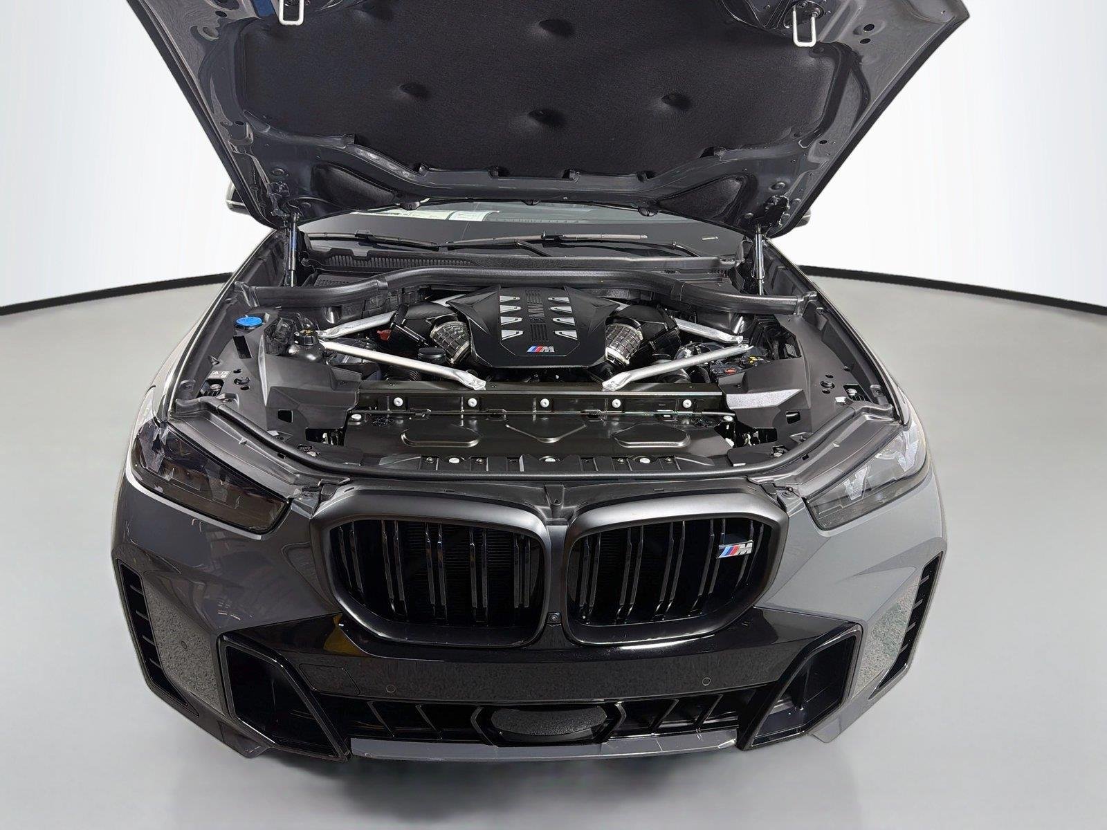 2026 BMW X5 M60i - Photo 62
