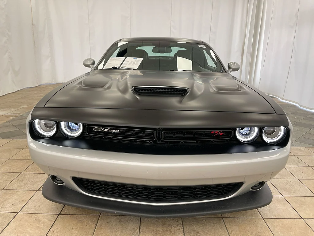 Used 2023 Triple Nickel Clear Coat Dodge R/T Scat Pack image 32