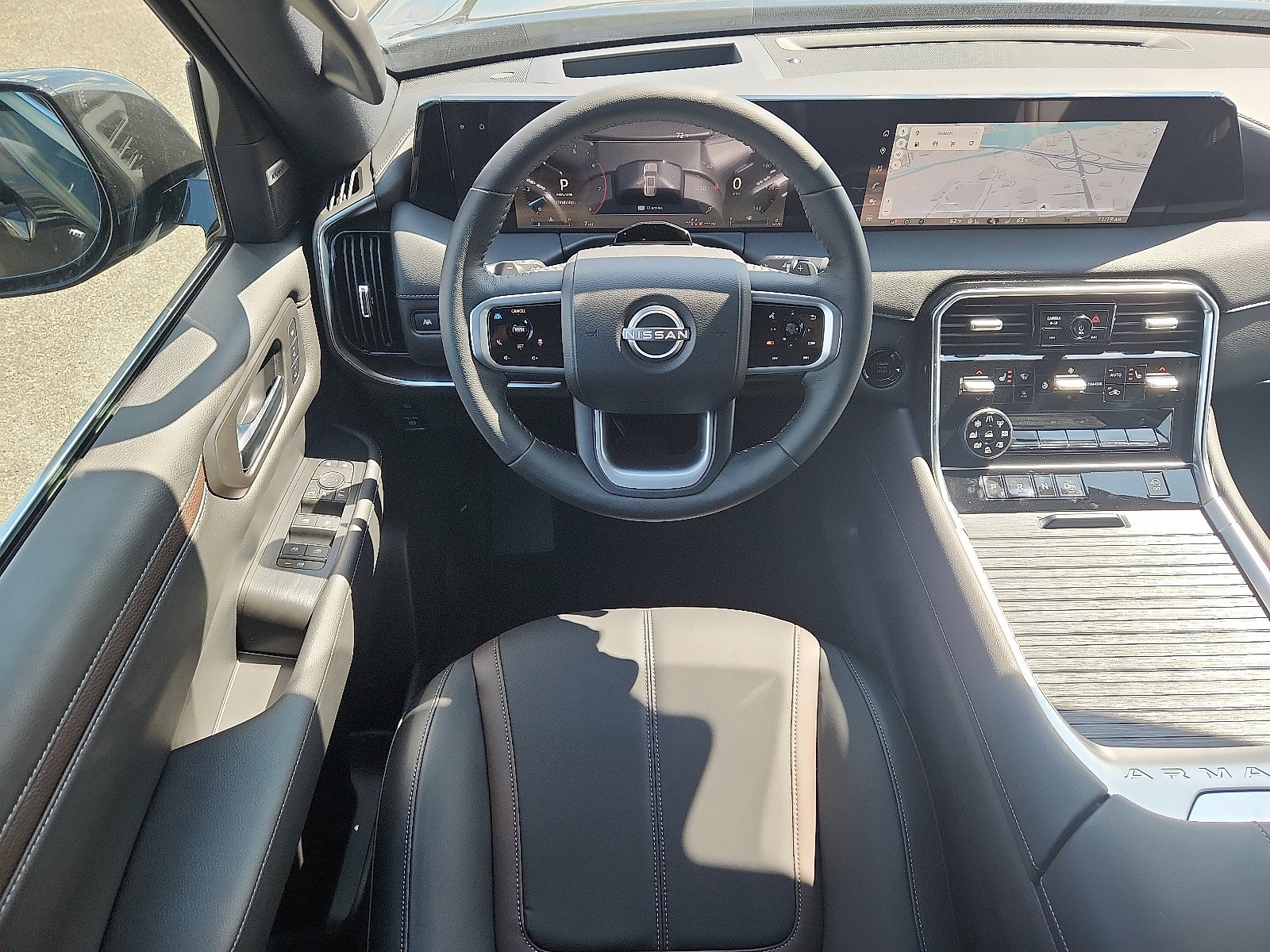 2026 Nissan Armada SL - Photo 9