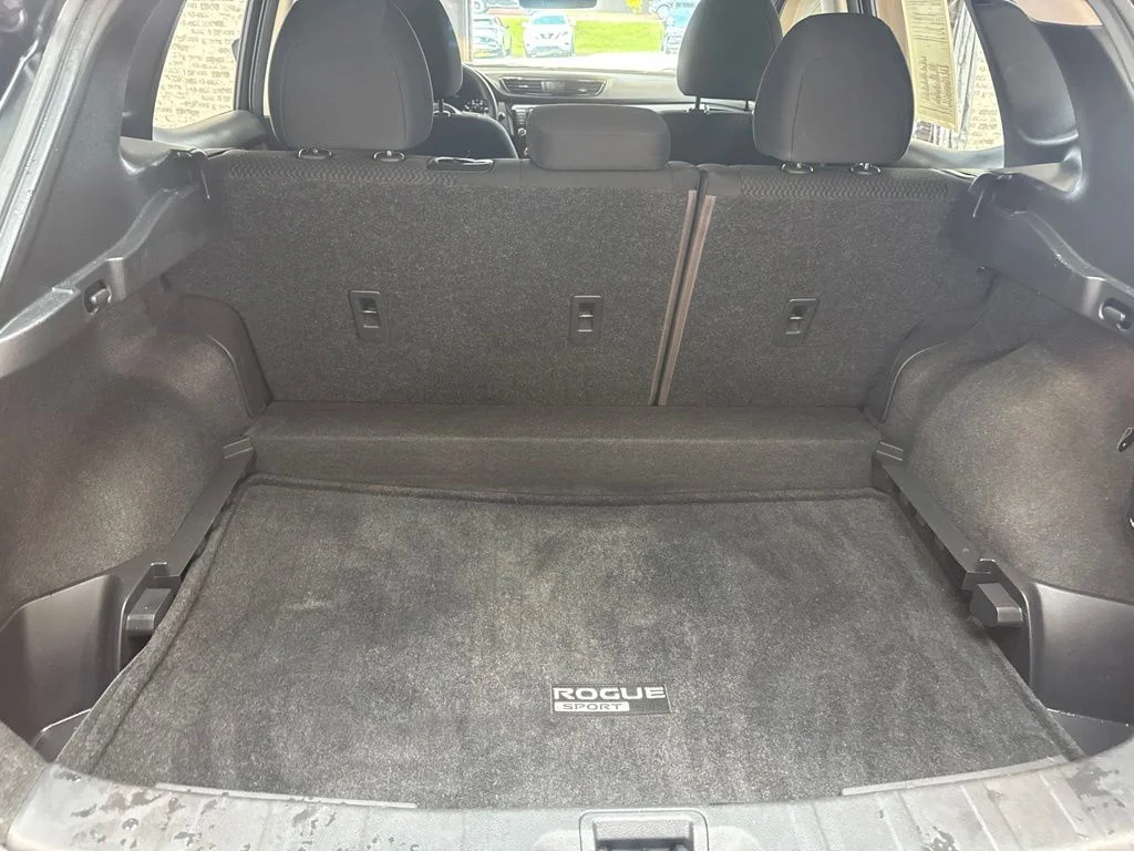 Used 2020 Black Nissan S image 13