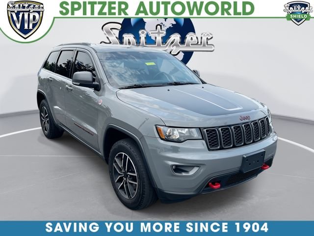 Used 2020 Gray Jeep Trailhawk image 1