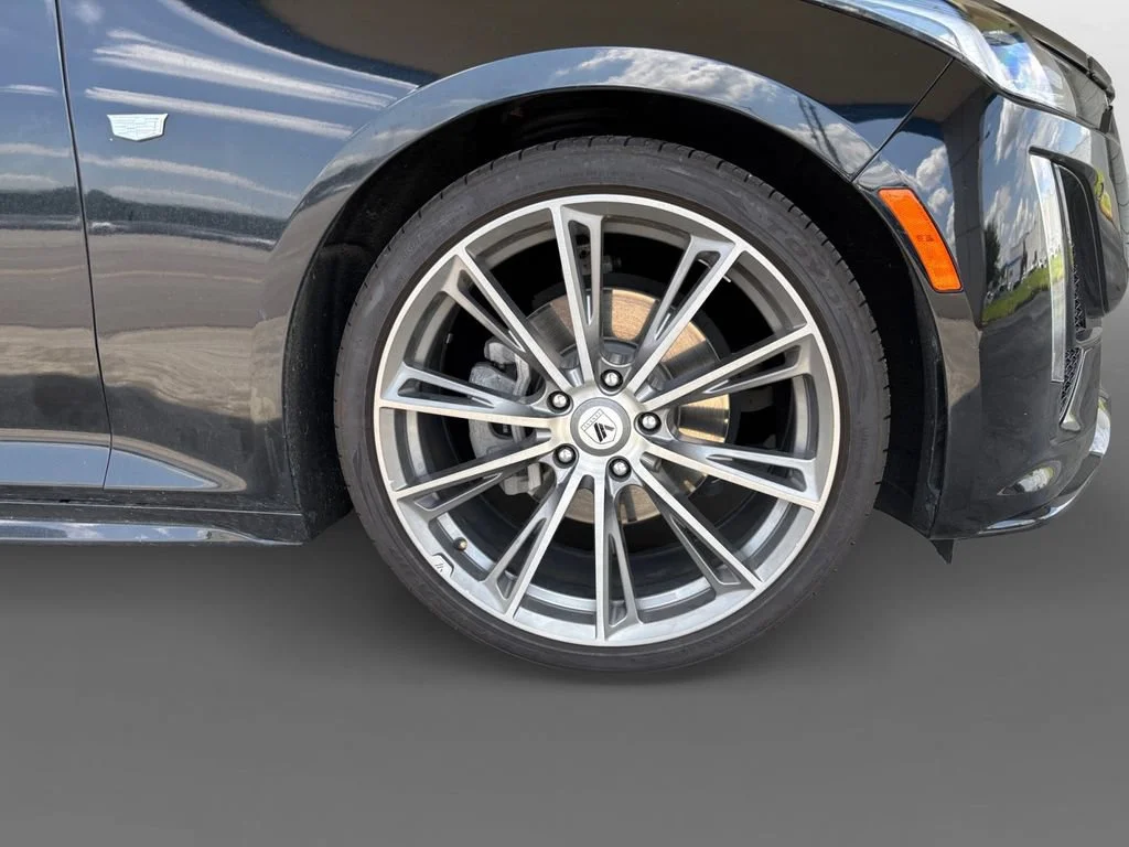 Used 2023 BLACK RAVEN Cadillac Sport image 16