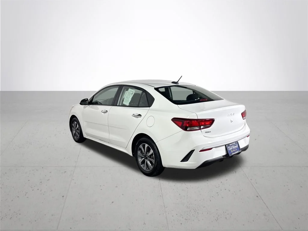 Used 2023 White Kia S image 8