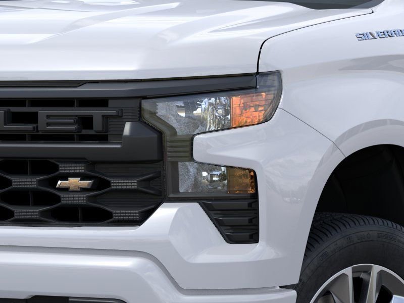 New 2026 Summit White Chevrolet Custom image 10