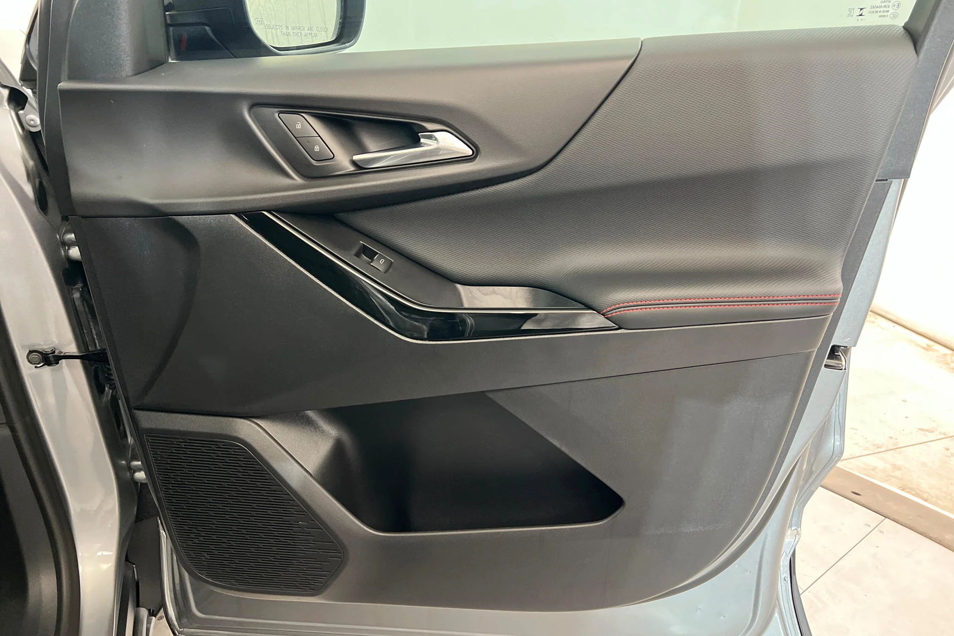 2027 Chevrolet Equinox RS - Photo 23