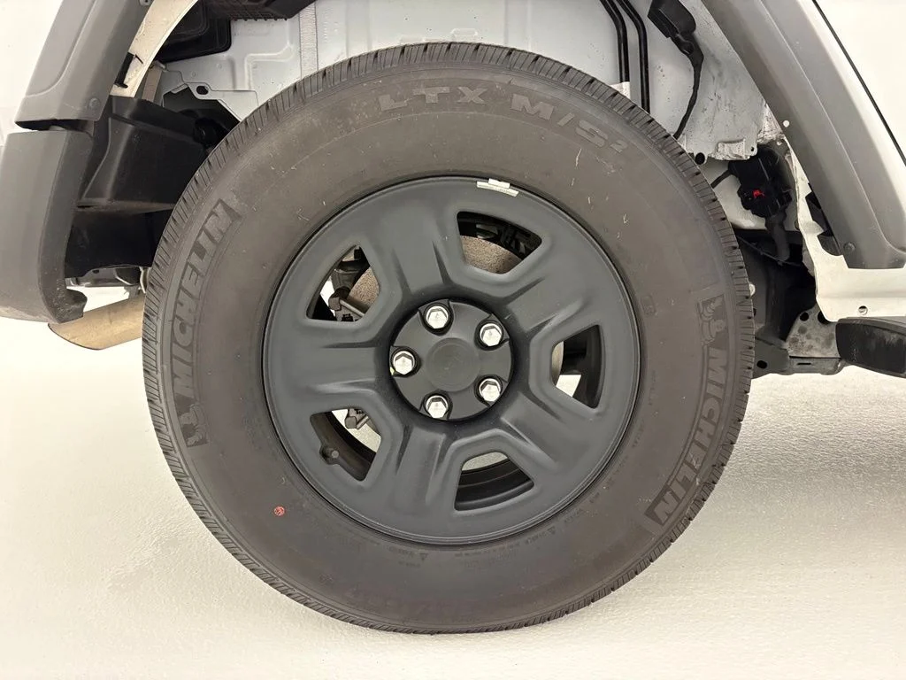 Used 2023 White Jeep Sport image 18