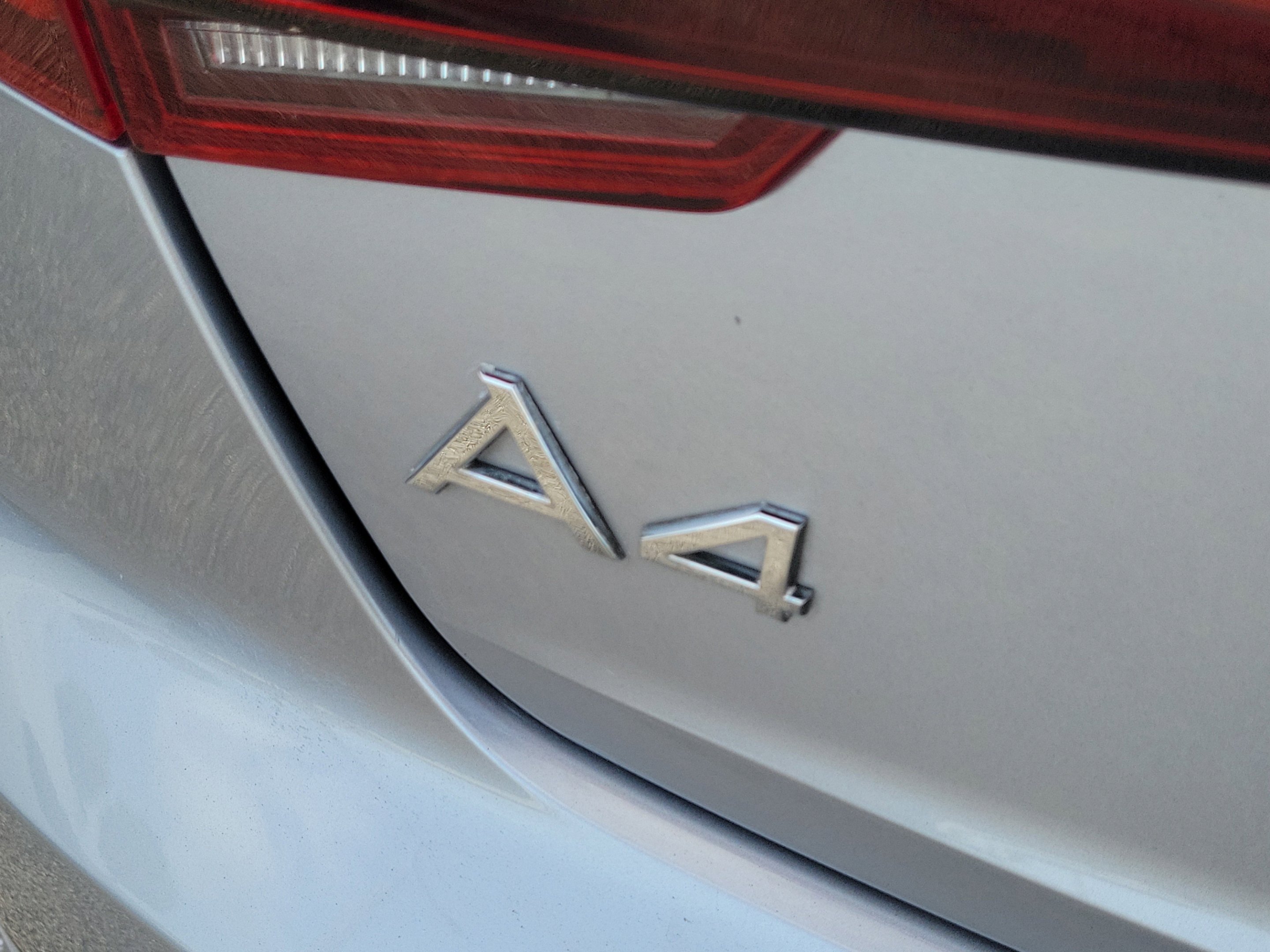 Used 2019 Monsoon Gray Metallic Audi 2.0T Premium image 5