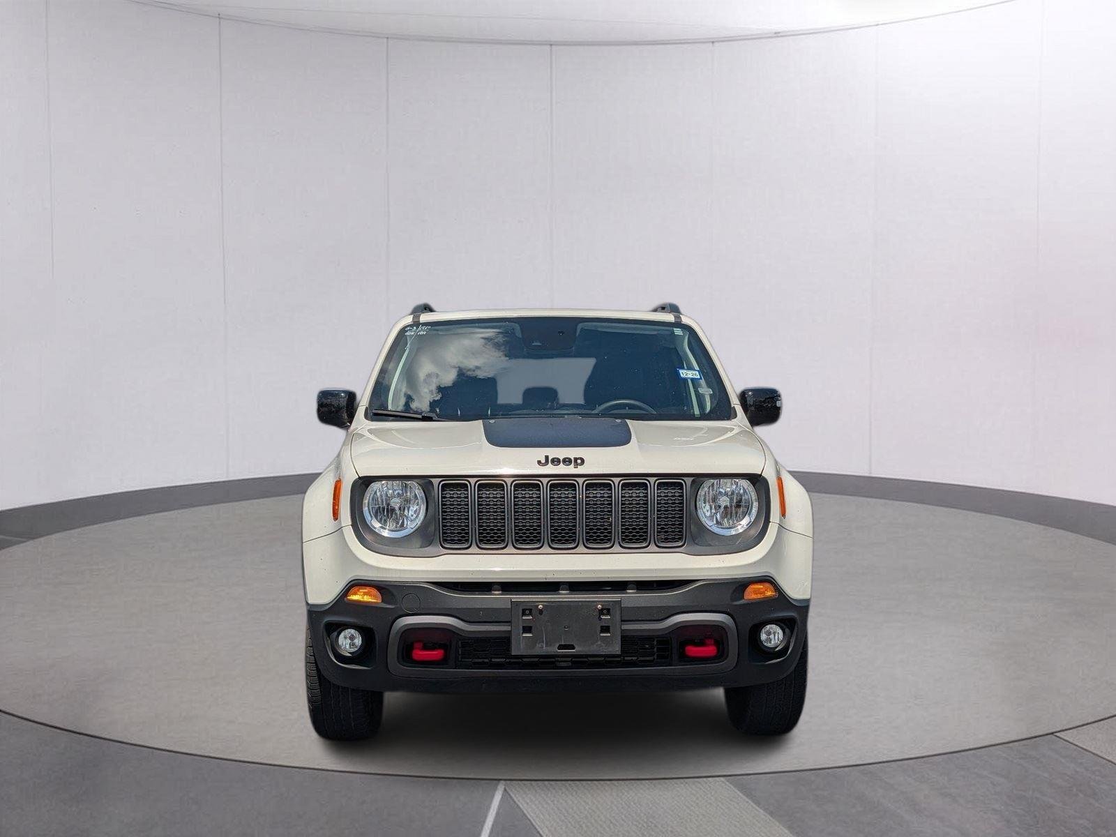 Used 2023 Alpine White Clearcoat Jeep Trailhawk image 8