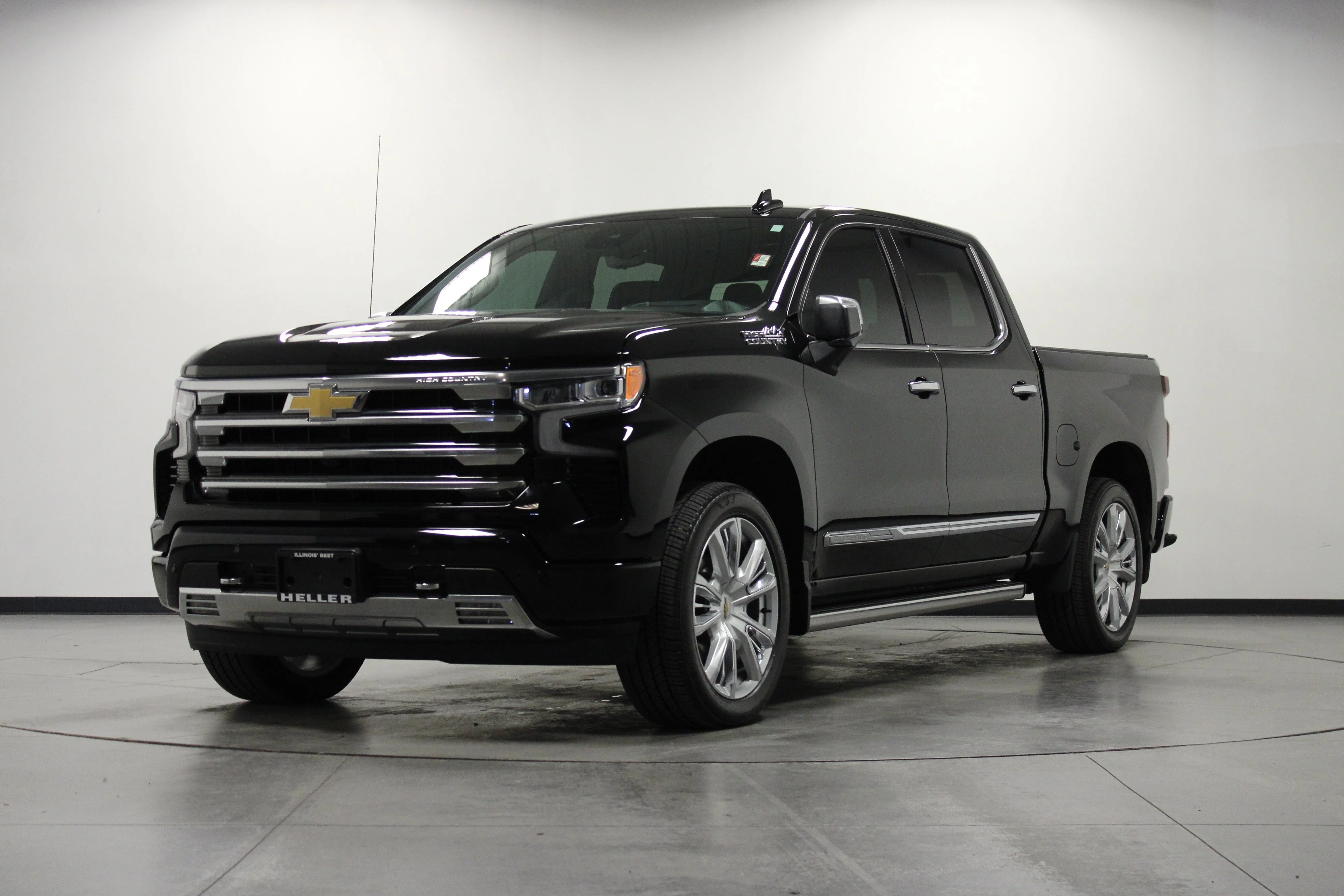Used 2026 Black Chevrolet High Country image 8