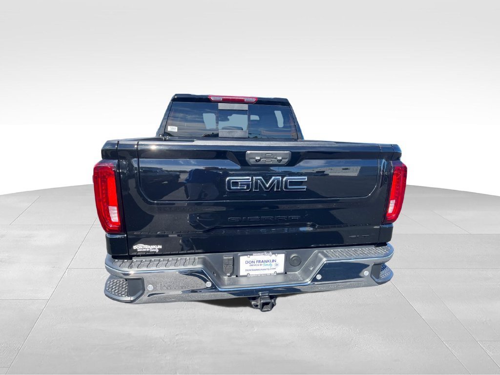 New 2026 Onyx Black GMC SLT image 4