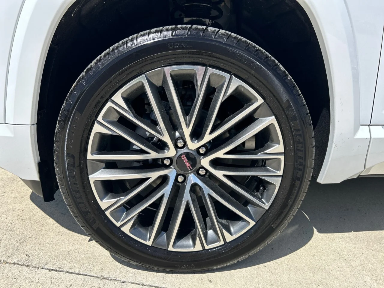 New 2027 Summit White GMC Denali image 10