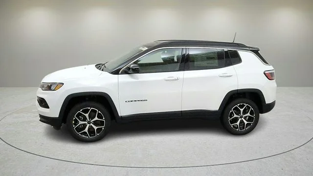 New 2026 Bright White Clear-Coat Exterior Paint Jeep Limited image 5