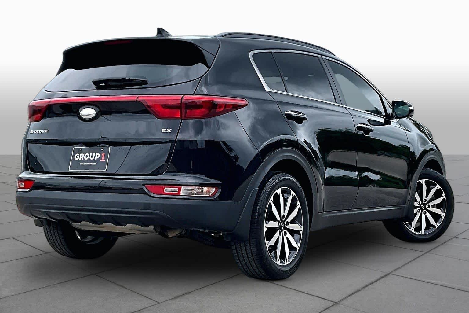 Used 2019 Black Cherry Kia EX image 13