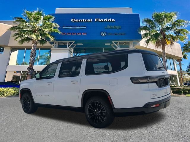 New 2026 Bright White Clear-Coat Exterior Paint Jeep Summit Reserve image 7