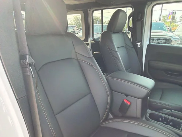 New 2026 Bright White Clearcoat Jeep Sahara image 10