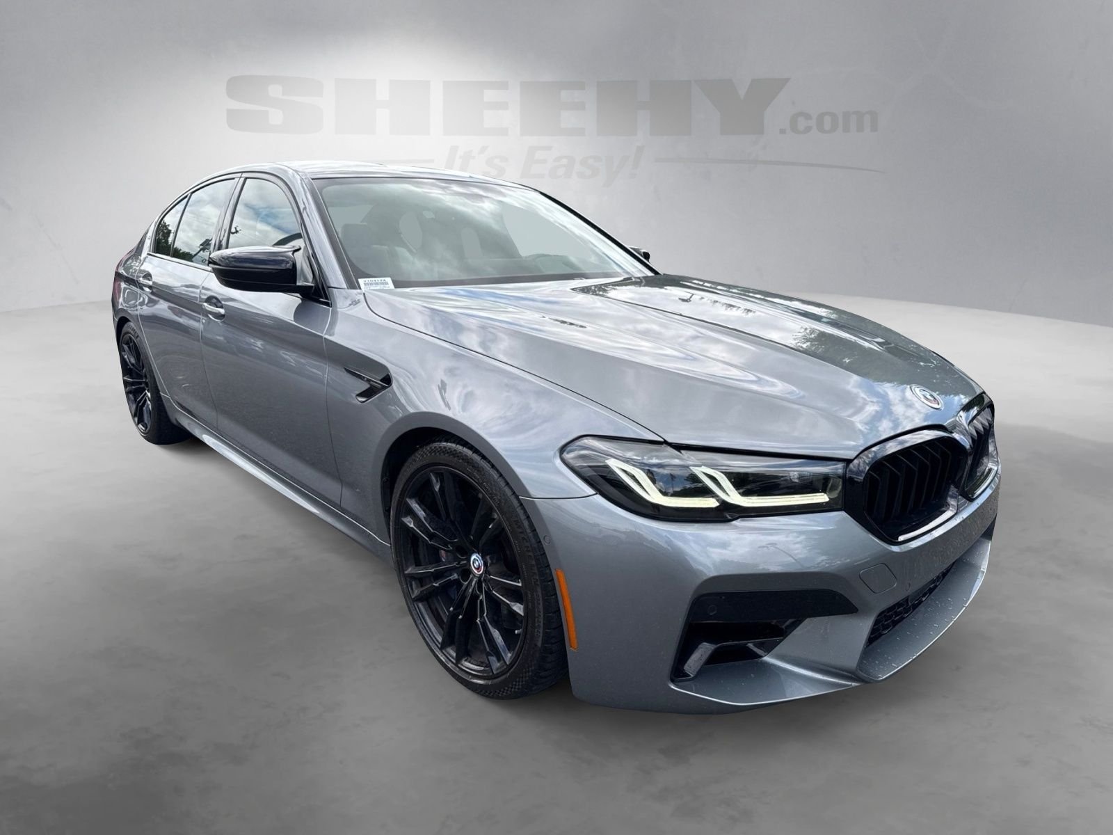 Used 2023 Gray BMW Base image 2