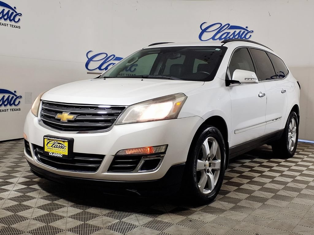 Used 2016 IRIDESCENT PEARL TRICOAT Chevrolet LTZ image 5