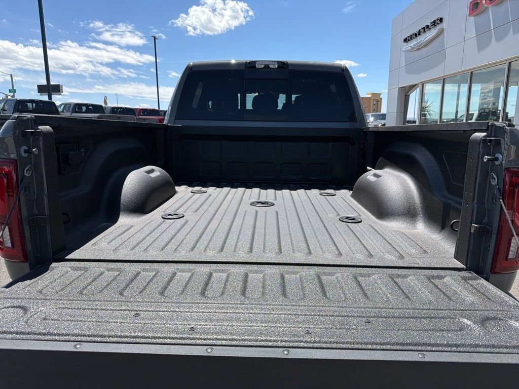 New 2026 Ceramic Gray Clear-Coat Exterior Paint RAM Laramie image 7