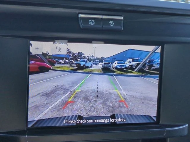 New 2026 Oxford White Ford F-350® XLT image 20