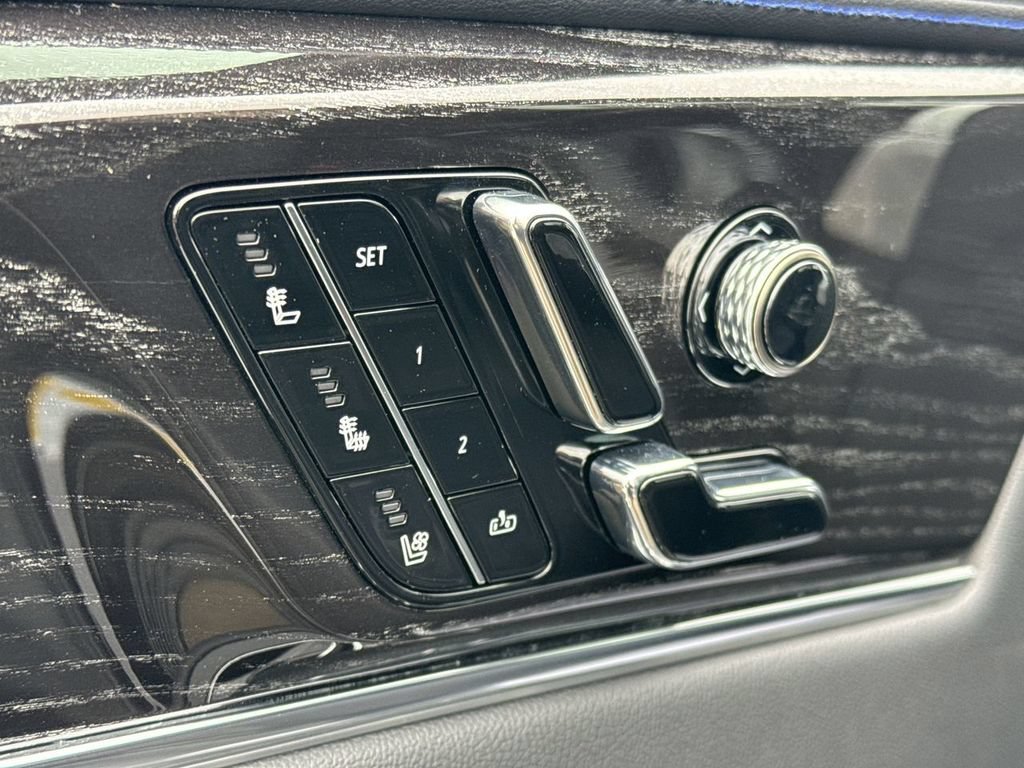 2026 Cadillac Escalade IQ Sport - Photo 13