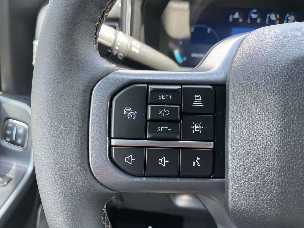 New 2026 White Ford Lariat image 24