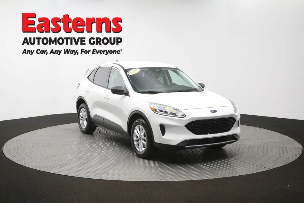Used 2022 White Ford SE image 50