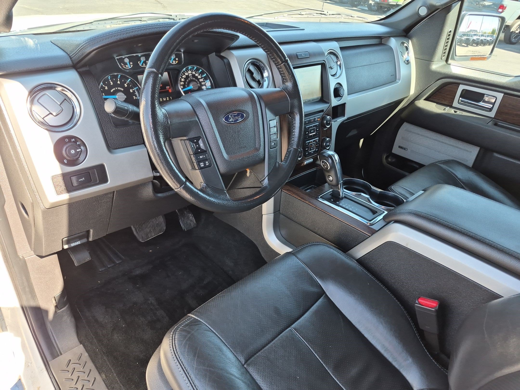 Used 2013 White Ford XL image 15