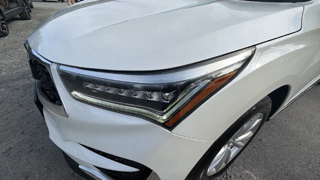 Used 2019  Acura Base image 12