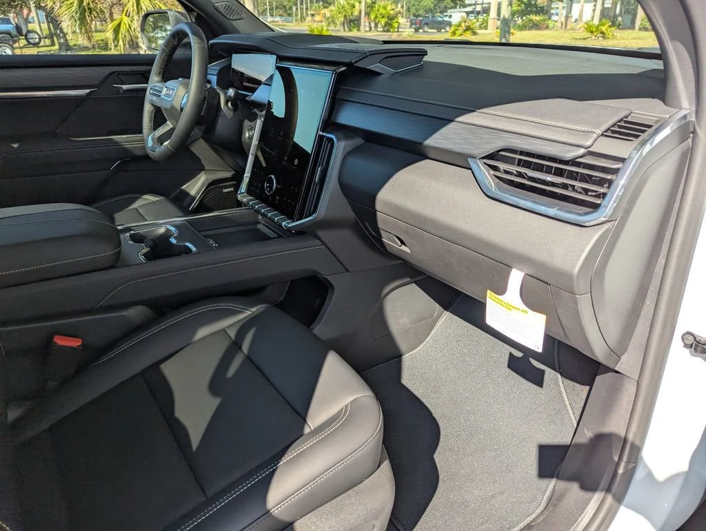 2026 GMC Acadia Elevation - Photo 40