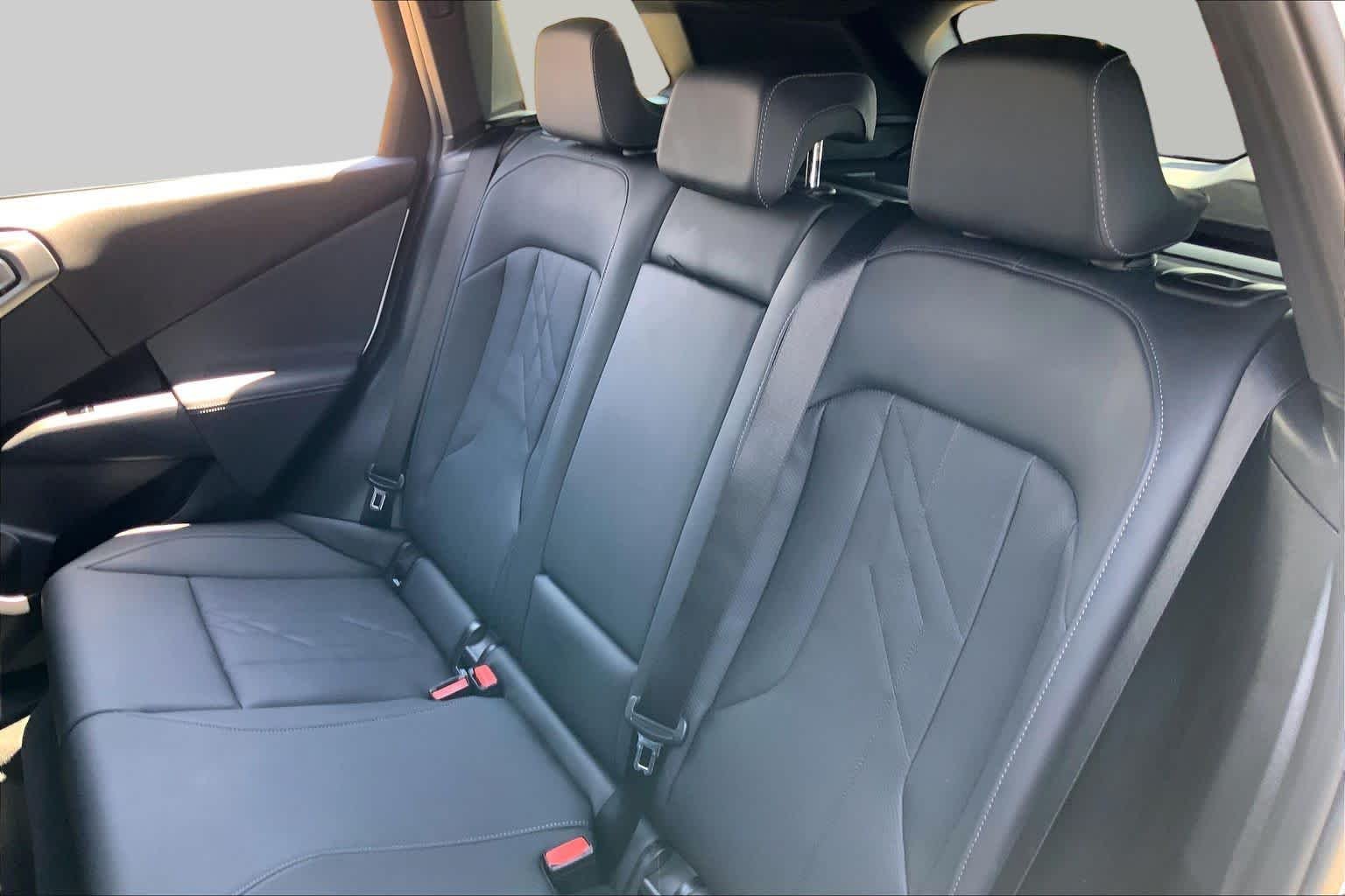 2026 BMW X3 30 - Photo 41