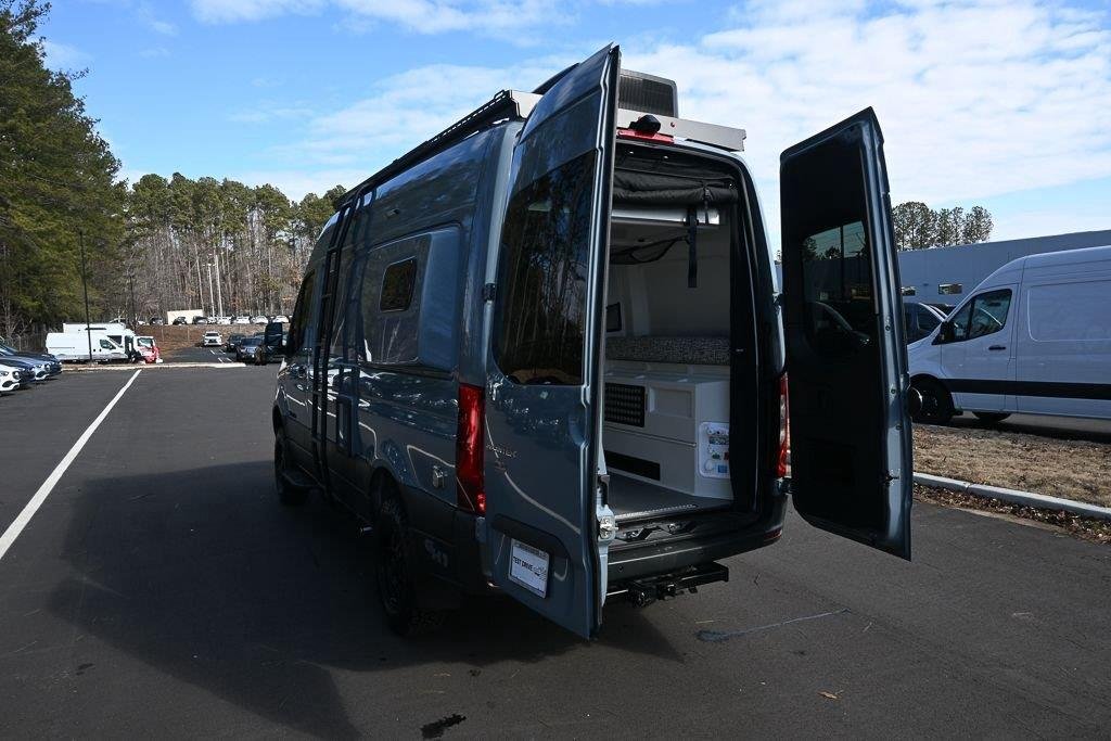 Used 2025 Blue Grey Tiffin  image 31