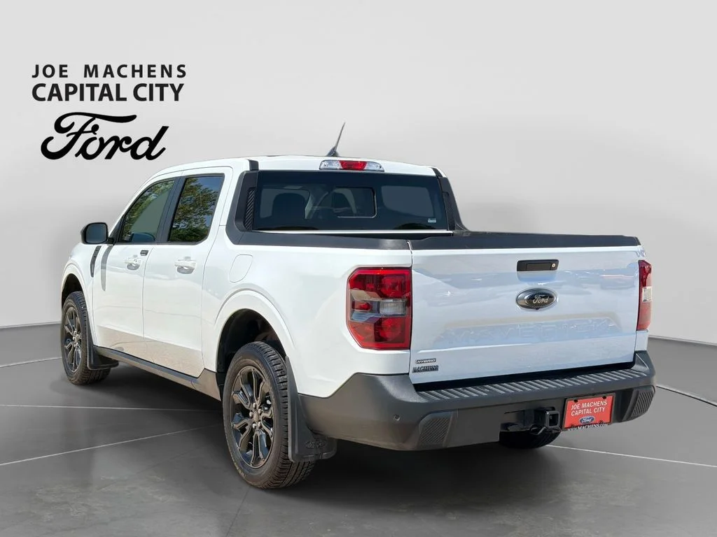 Used 2024 Oxford White Ford Lariat image 7