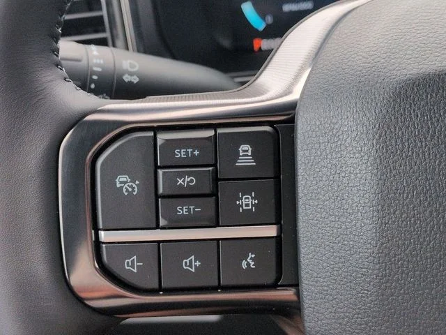 New 2026 Star White Metallic Tri-Coat Ford F-250® Platinum® image 24