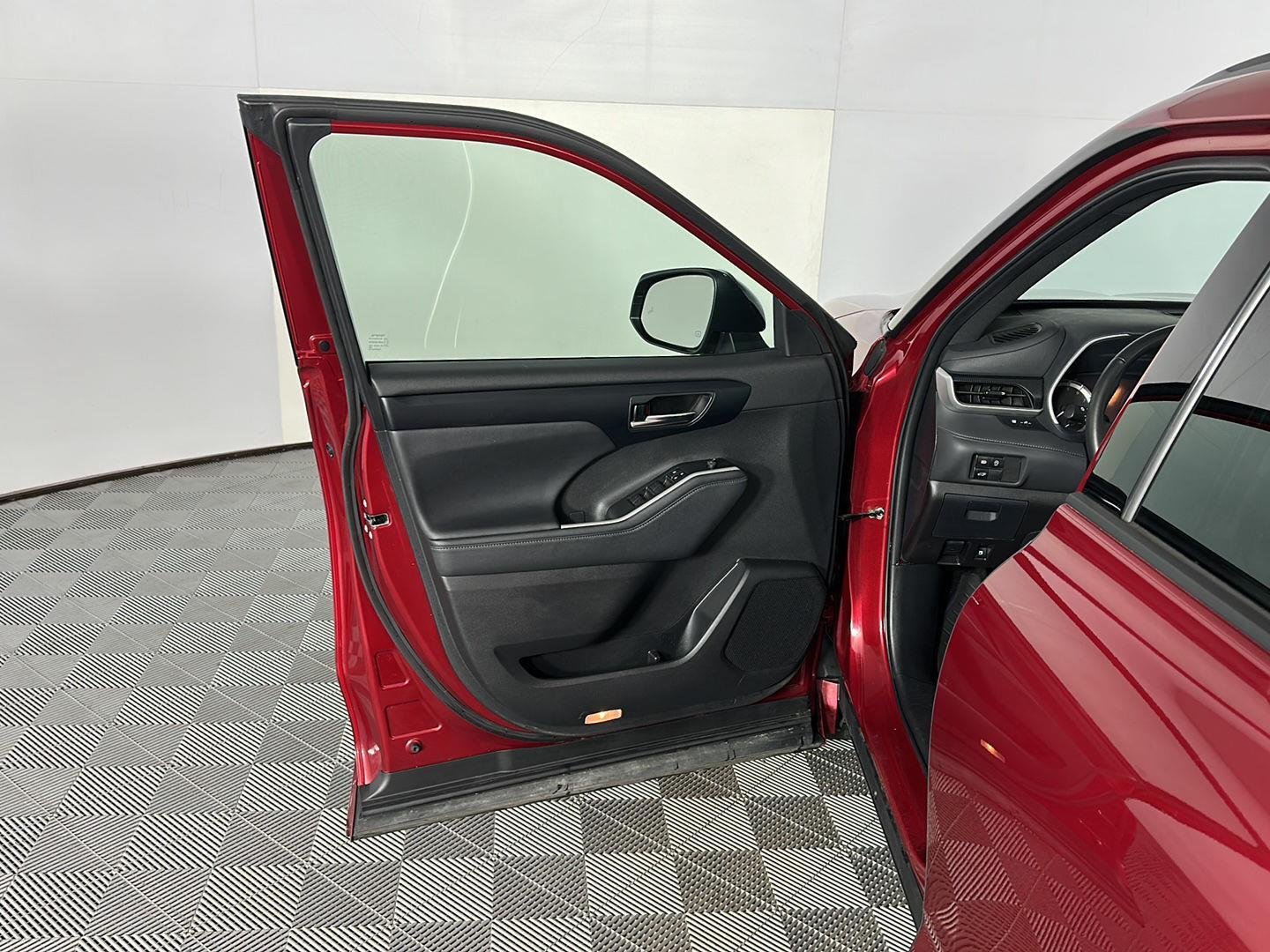 Used 2024 Ruby Flare Pearl Toyota XSE image 23