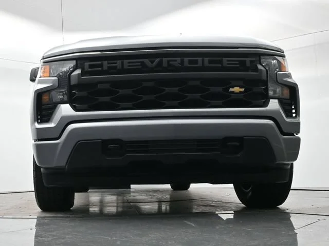 Used 2025 Sterling Gray Metallic Chevrolet Custom image 22