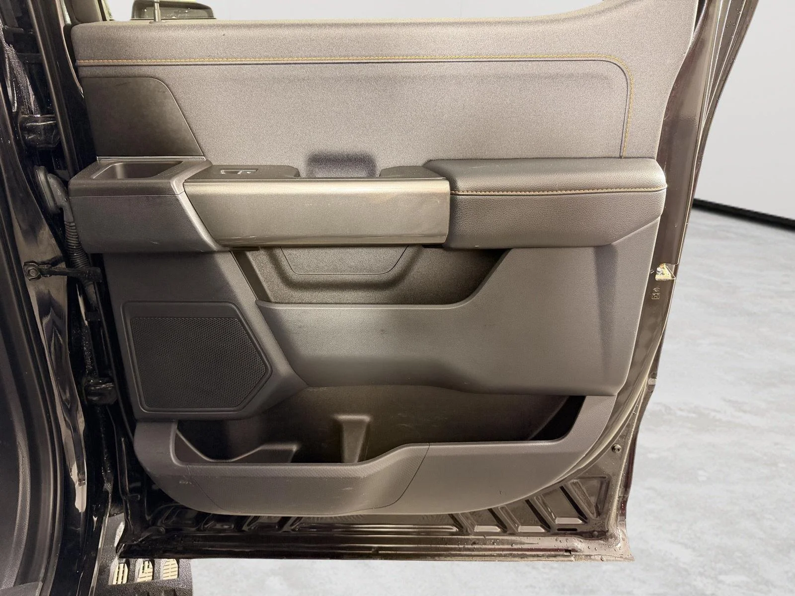 Used 2023 Agate Black FORD TREMOR image 20