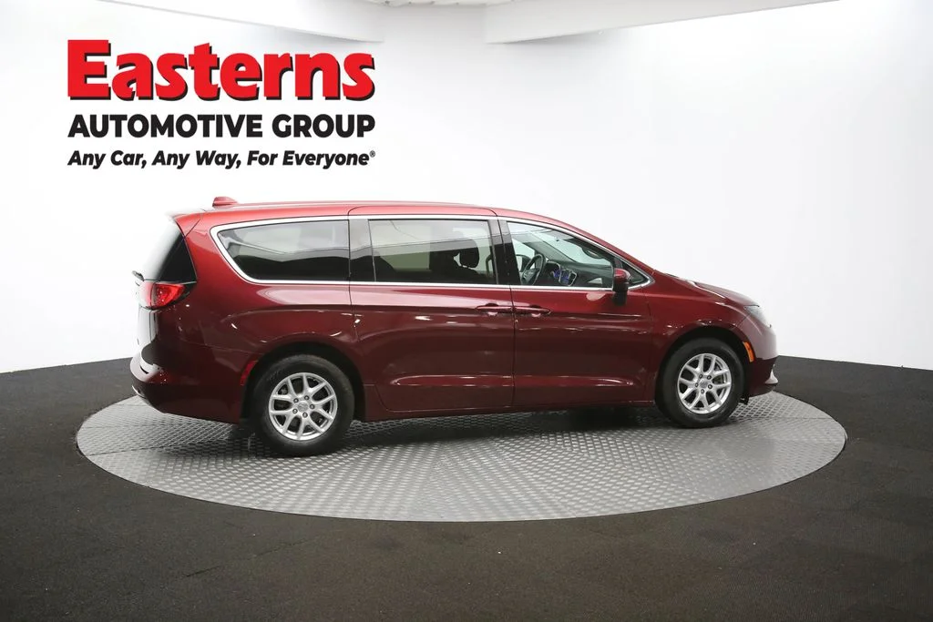 Used 2020 Red Chrysler LX image 43
