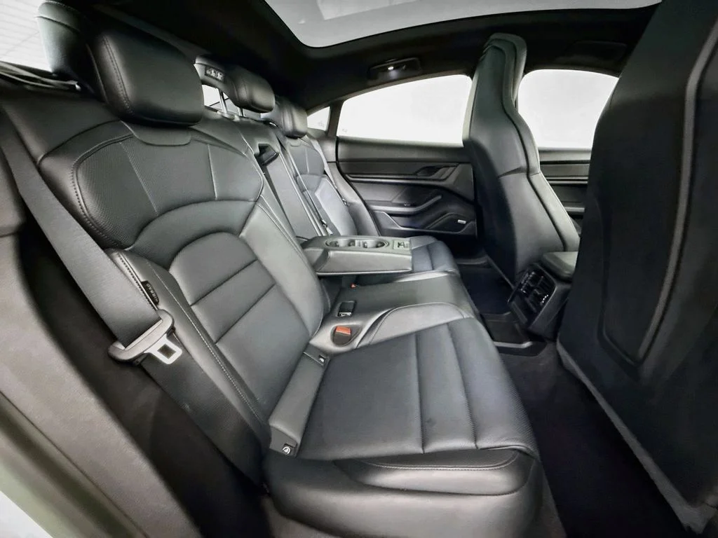 Used 2023 White Porsche Base image 28