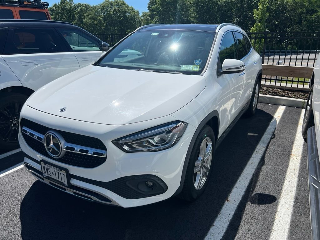 Certified Used 2022 White Mercedes-Benz GLA 250 image 1