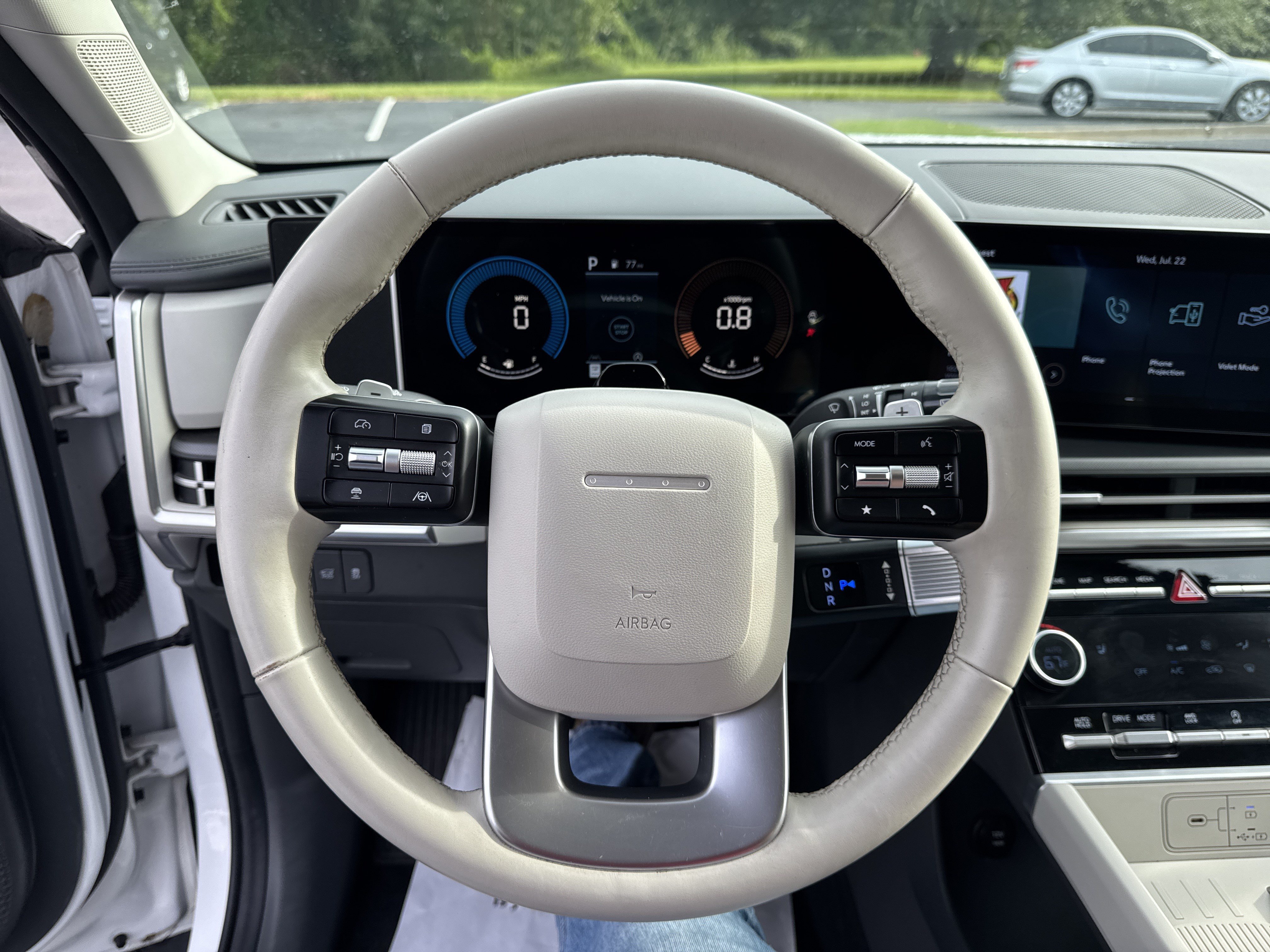 Used 2025 Serenity White Hyundai SEL image 16