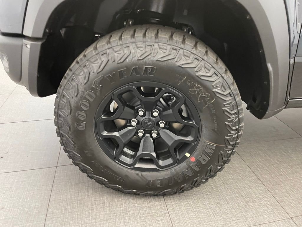 New 2026 Forged Blue Metallic Exterior Paint RAM RHO image 10