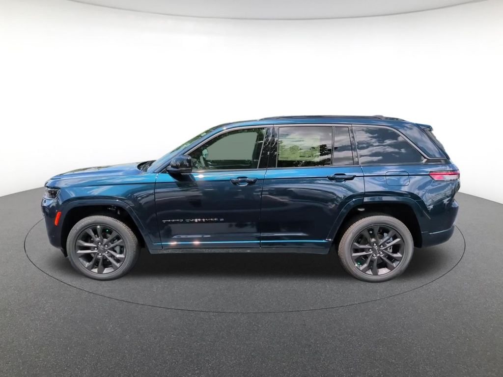 New 2026 Fathom Blue Pearl-Coat Exterior Paint Jeep Limited Reserve image 10