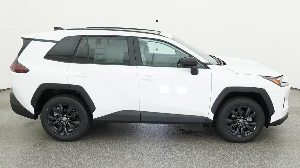 New 2026 Ice Cap Toyota XLE Premium image 22