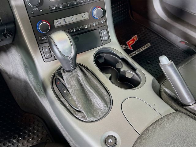 Used 2007 Velocity Yellow Tintcoat Chevrolet 2DR CPE image 12