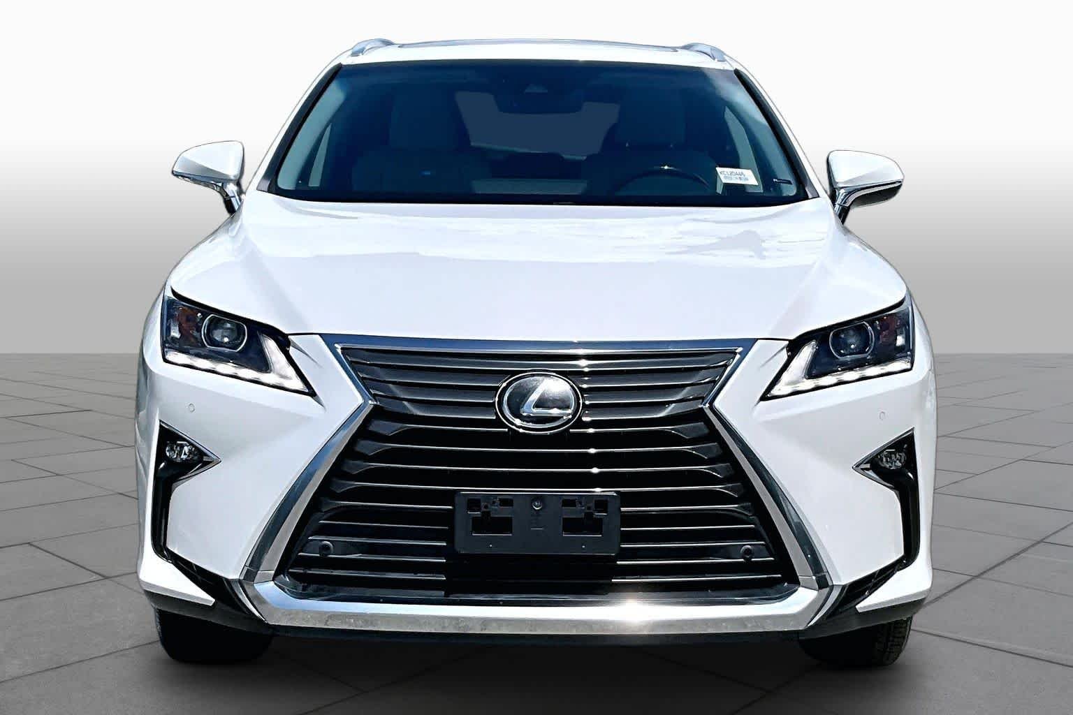 Used 2019 Eminent White Pearl Lexus  image 4
