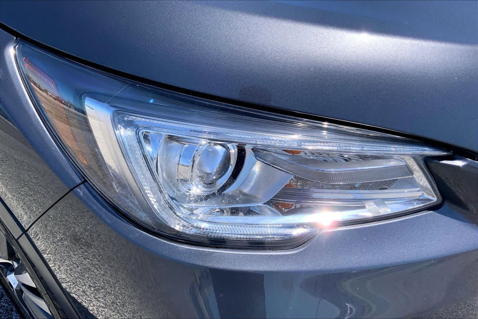 Used 2022 Magnetite Gray Metallic Subaru Limited image 27