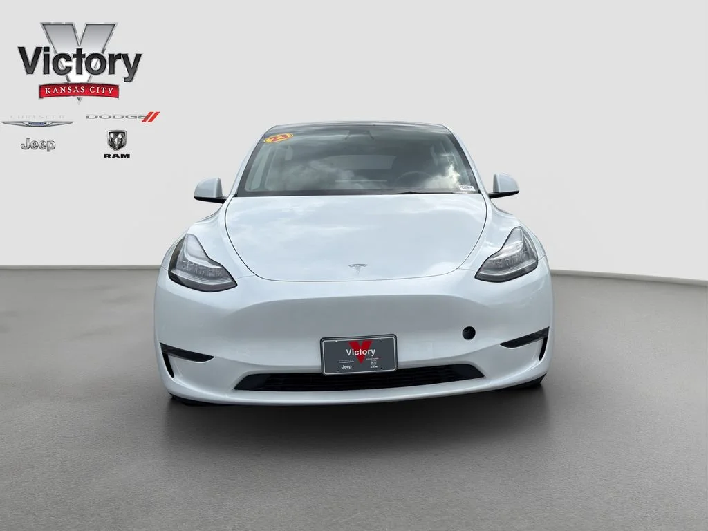 Used 2023 Tesla Model Y Long Range with VIN 7SAYGDEE5PA126814 for sale in Kansas City